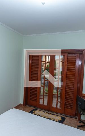 Casa de condomínio à venda com 450m², 4 quartos e 4 vagas Casa de condomínio à venda com 450m², 4 quartos e 4 vagasSuite 2