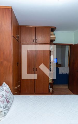 Casa de condomínio à venda com 450m², 4 quartos e 4 vagas Casa de condomínio à venda com 450m², 4 quartos e 4 vagasSuite 2