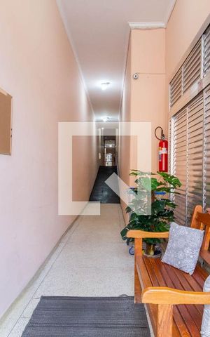 Apartamento à venda com 70m², 2 quartos e sem vaga Apartamento à venda com 70m², 2 quartos e sem vagaHall de Entrada