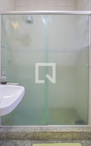 Casa à venda com 260m², 3 quartos e 1 vagaBanheiro 1