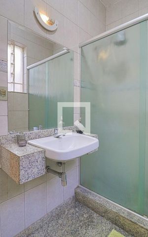 Casa à venda com 260m², 3 quartos e 1 vagaBanheiro 1