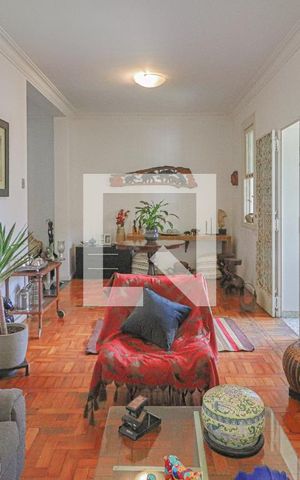 Casa à venda com 260m², 3 quartos e 1 vagaSala de Estar 