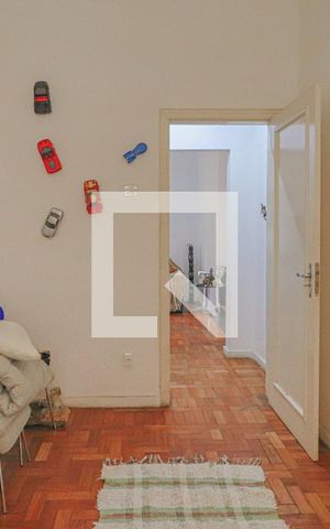 Casa à venda com 260m², 3 quartos e 1 vagaQuarto 1 