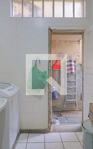 Casa à venda com 260m², 3 quartos e 1 vagaÁrea de Serviço 