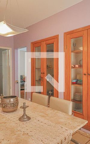 Casa à venda com 260m², 3 quartos e 1 vagaSala de Jantar 