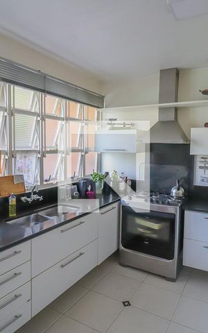Casa à venda com 380m², 3 quartos e 2 vagasCozinha