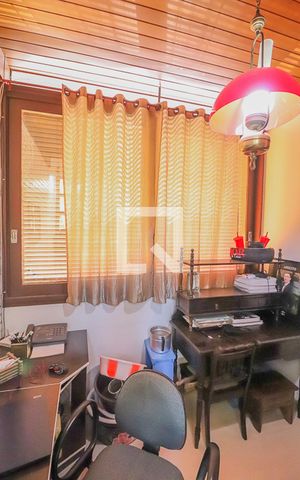 Casa à venda com 380m², 3 quartos e 2 vagasEscritório
