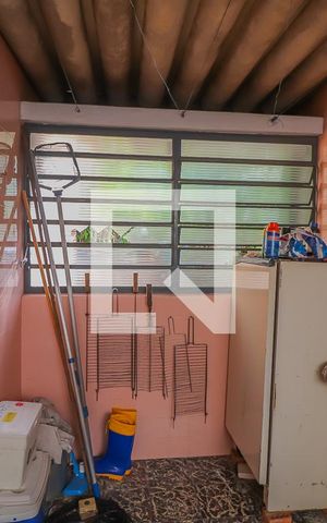Casa à venda com 380m², 3 quartos e 2 vagasÁrea de Serviço