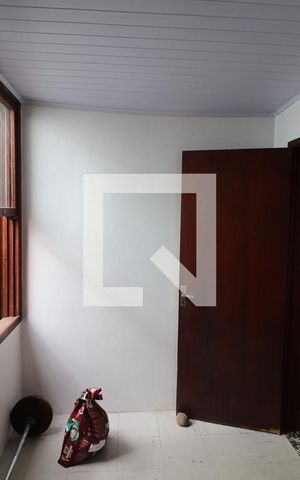 Casa à venda com 380m², 3 quartos e 2 vagasQuarto 