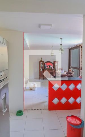 Casa à venda com 380m², 3 quartos e 2 vagasCozinha