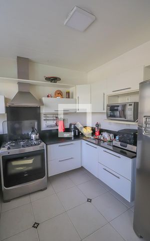 Casa à venda com 380m², 3 quartos e 2 vagasCozinha