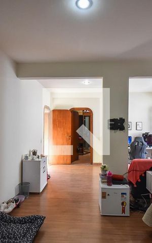 Casa à venda com 750m², 4 quartos e 5 vagas Casa à venda com 750m², 4 quartos e 5 vagasSuíte 3