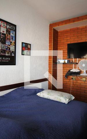 Casa à venda com 300m², 2 quartos e 2 vagasSala
