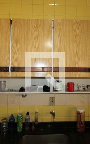 Casa à venda com 300m², 2 quartos e 2 vagasCozinha