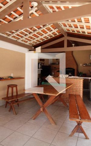 Casa à venda com 300m², 2 quartos e 2 vagas Varanda Gourmet