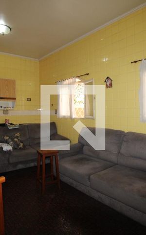 Casa à venda com 300m², 2 quartos e 2 vagasCozinha