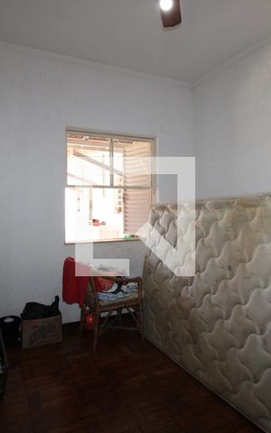 Casa à venda com 300m², 2 quartos e 2 vagasQuarto 2