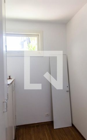 Apartamento à venda com 670m², 6 quartos e 6 vagas Apartamento à venda com 670m², 6 quartos e 6 vagasDespensa