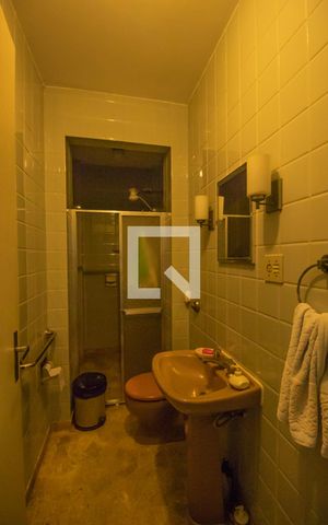 Casa à venda com 190m², 3 quartos e 2 vagas Casa à venda com 190m², 3 quartos e 2 vagasLavabo