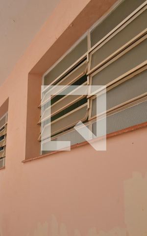 Casa à venda com 220m², 3 quartos e 3 vagasjanelas