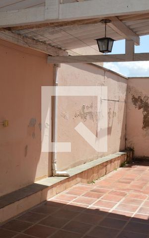 Casa à venda com 220m², 3 quartos e 3 vagasÁrea serviço