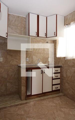 Apartamento para alugar com 90m², 2 quartos e 1 vagaCozinha e Área de Serviço