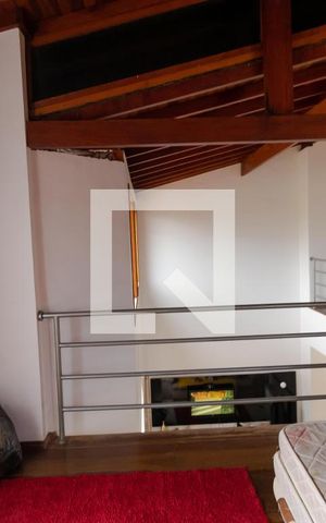 Casa à venda com 350m², 5 quartos e 8 vagas Casa à venda com 350m², 5 quartos e 8 vagasSala ìntima
