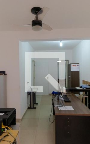 Casa à venda com 350m², 5 quartos e 8 vagas Casa à venda com 350m², 5 quartos e 8 vagasSuíte da Casa 02