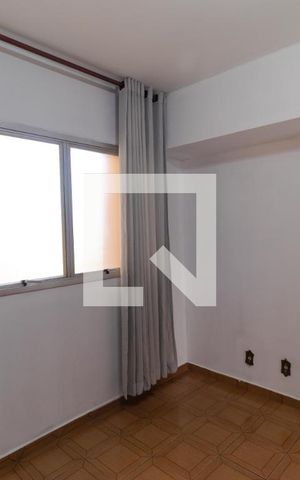 Apartamento à venda com 45m², 1 quarto e sem vaga Apartamento à venda com 45m², 1 quarto e sem vagaSala