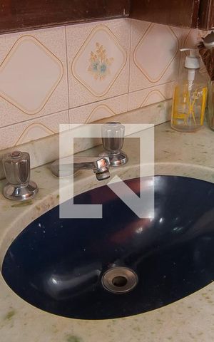 Apartamento à venda com 4502m², 5 quartos e 2 vagas Apartamento à venda com 4502m², 5 quartos e 2 vagasBanheiro 1
