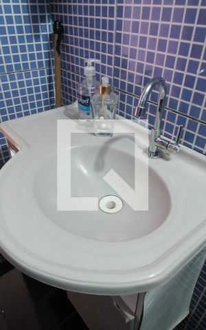 Casa à venda com 160m², 3 quartos e 1 vagaBanheiro