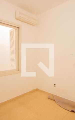 Casa à venda com 234m², 4 quartos e 2 vagas Casa à venda com 234m², 4 quartos e 2 vagasQuarto 2