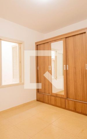 Casa à venda com 234m², 4 quartos e 2 vagas Casa à venda com 234m², 4 quartos e 2 vagasQuarto 1