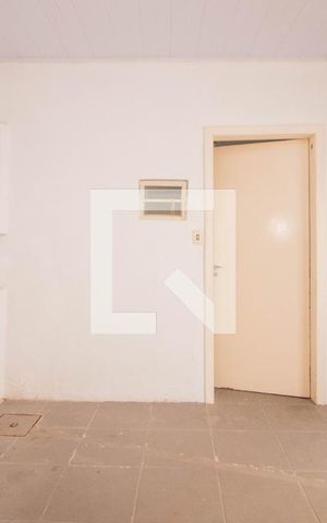 Casa à venda com 234m², 4 quartos e 2 vagas Casa à venda com 234m², 4 quartos e 2 vagasÁrea de Serviço