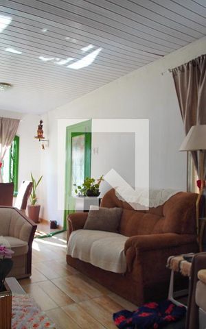 Casa à venda com 170m², 4 quartos e 6 vagasSala