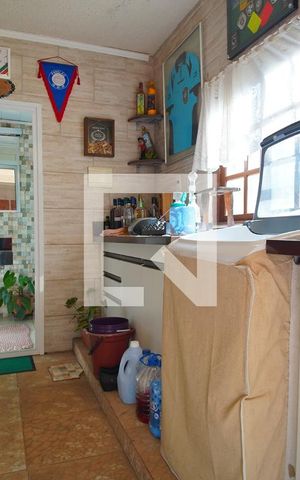 Casa à venda com 170m², 4 quartos e 6 vagasÁrea  de serviço 
