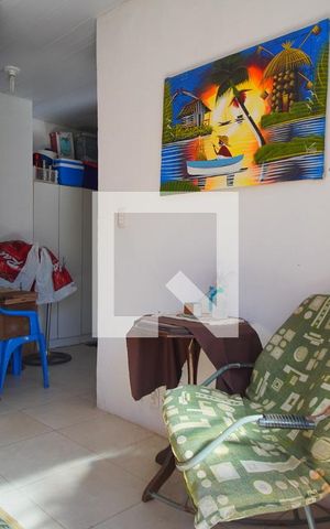 Casa à venda com 170m², 4 quartos e 6 vagasSala