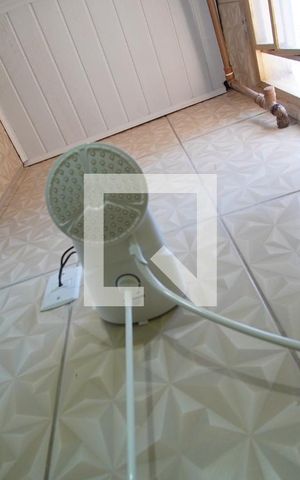 Casa à venda com 170m², 4 quartos e 6 vagasBanheiro 