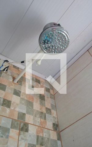 Casa à venda com 170m², 4 quartos e 6 vagasBanheiro 