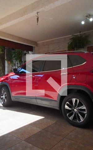 Casa à venda com 170m², 4 quartos e 6 vagasGaragem