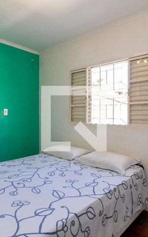 Casa para alugar com 240m², 3 quartos e 4 vagas Casa para alugar com 240m², 3 quartos e 4 vagasSuíte
