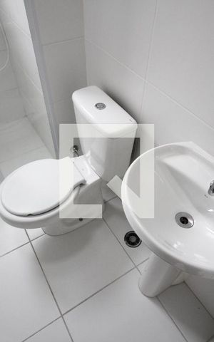 Apartamento à venda com 45m², 2 quartos e sem vagaBanheiro