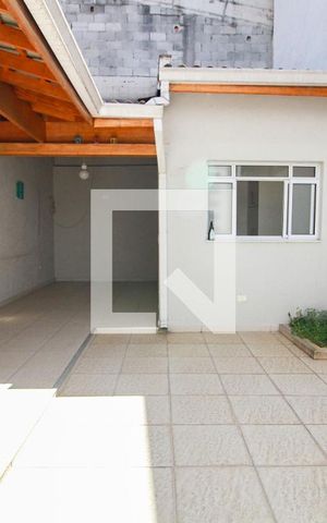 Casa de condomínio à venda com 160m², 3 quartos e 2 vagaschurrasqueira / quintal