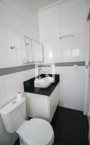 Casa de condomínio à venda com 160m², 3 quartos e 2 vagassuite quarto 3