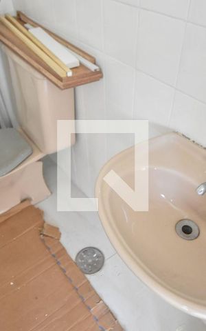 Apartamento para alugar com 115m², 3 quartos e 2 vagasBanheiro de Serviços 