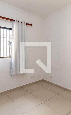 Casa à venda com 200m², 3 quartos e 2 vagasSuíte