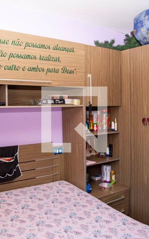 Casa à venda com 188m², 4 quartos e 2 vagas Casa à venda com 188m², 4 quartos e 2 vagasQuarto 3