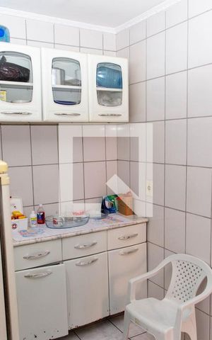 Casa à venda com 188m², 4 quartos e 2 vagas Casa à venda com 188m², 4 quartos e 2 vagasCozinha 2