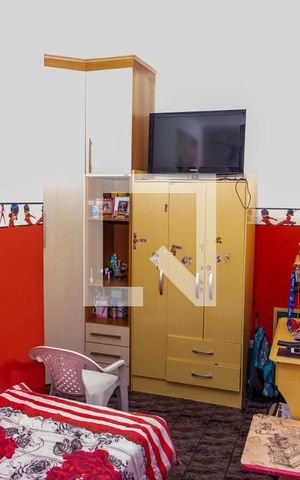 Casa à venda com 188m², 4 quartos e 2 vagas Casa à venda com 188m², 4 quartos e 2 vagasQuarto 2