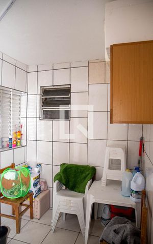 Casa à venda com 188m², 4 quartos e 2 vagas Casa à venda com 188m², 4 quartos e 2 vagasÁrea de Serviço